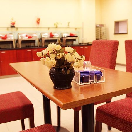 Hanting Express Shanghai Songjiang North Renmin Road Extérieur photo